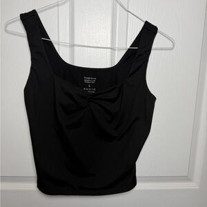 Trendy Queen Women’s Size Large Black Cropped Tank top